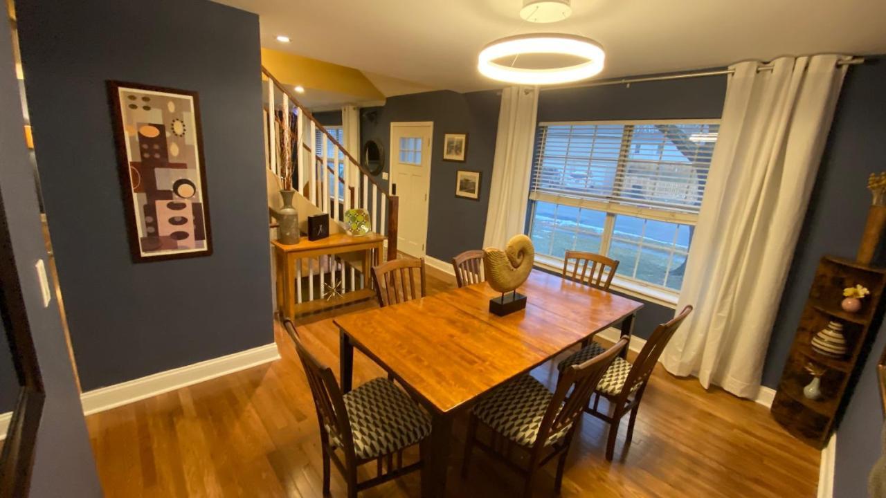 Here It Is! Cool Cape Cod-3 Br-2.5 Bath-12 Guests Olathe Exteriör bild