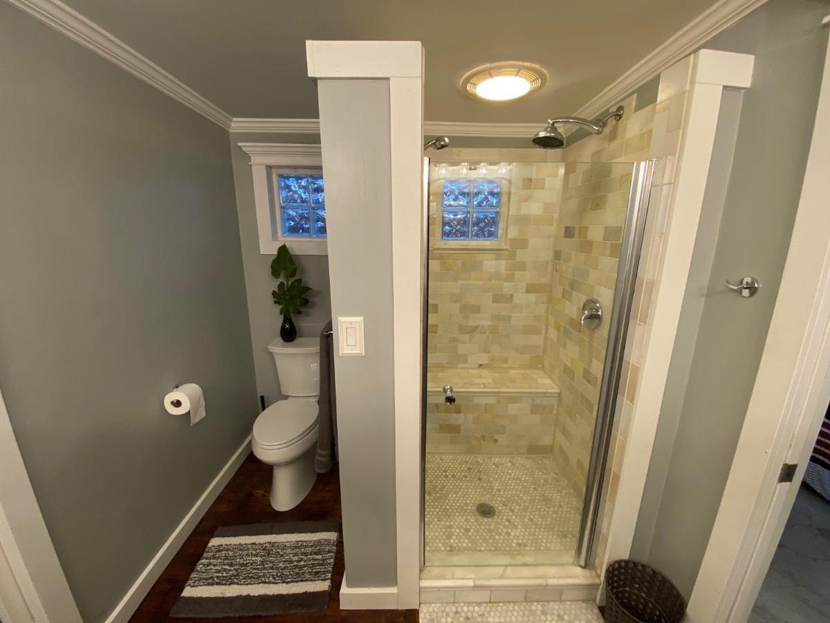 Here It Is! Cool Cape Cod-3 Br-2.5 Bath-12 Guests Olathe Exteriör bild