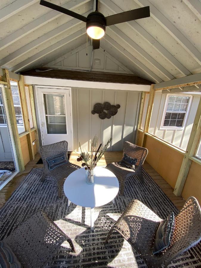 Here It Is! Cool Cape Cod-3 Br-2.5 Bath-12 Guests Olathe Exteriör bild